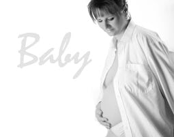 Babybauch-Fotoshooting bei Düsseldorf als Geschenk