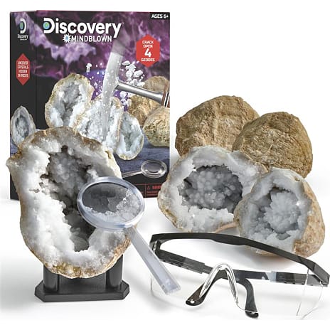 Discovery krystal Geode Excavation