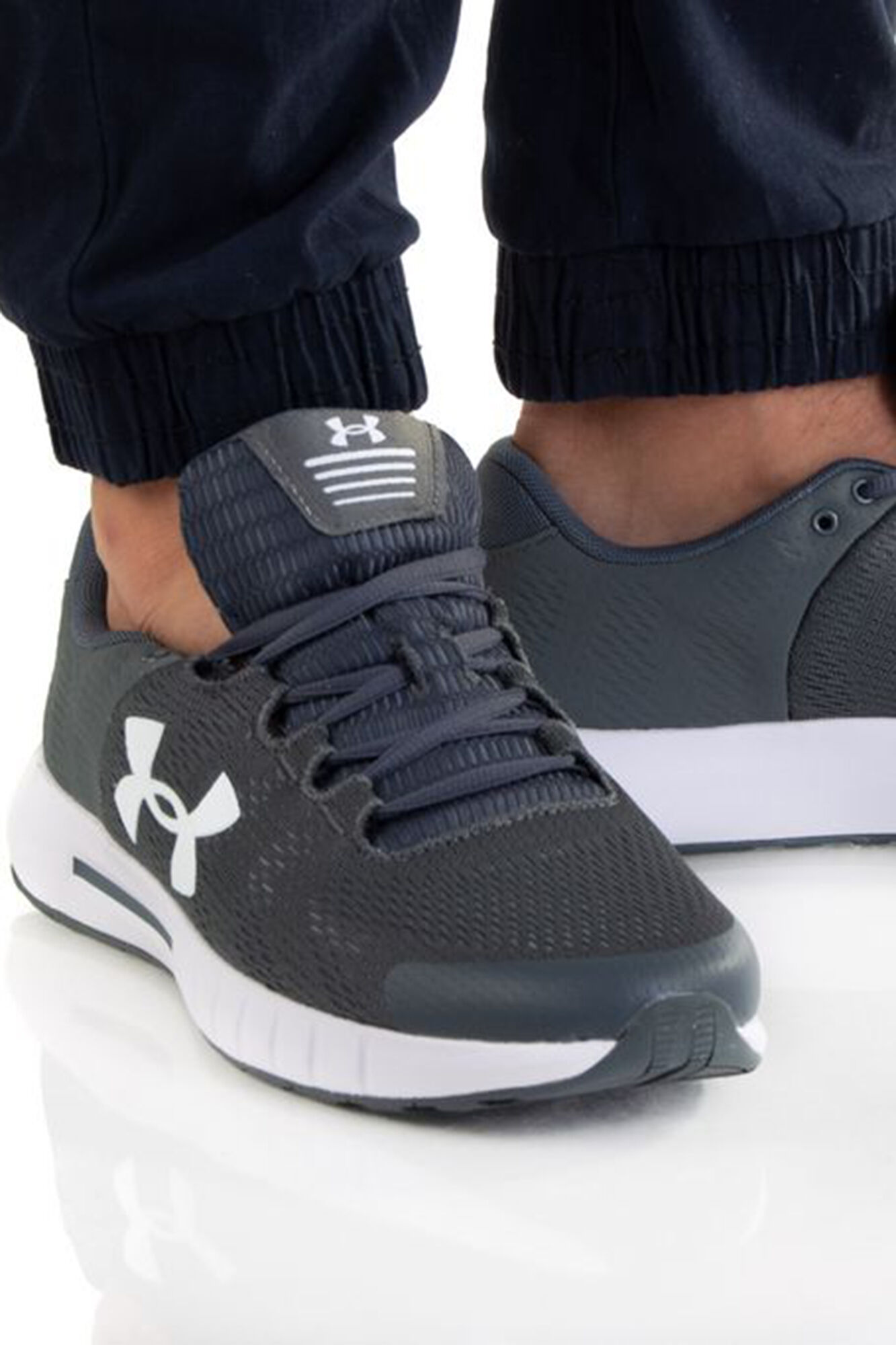 Tênis Under Armour Micro G Pursuit BP