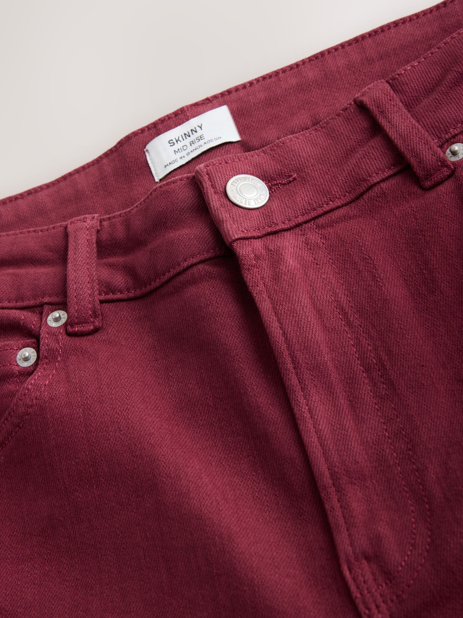Bessenrood - Authentieke relaxed skinny jeans