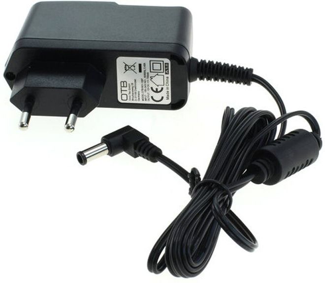 Voedingsadapter - 12V - 0,7A - 8,4W - 5,5 x 3,3mm (met pin)