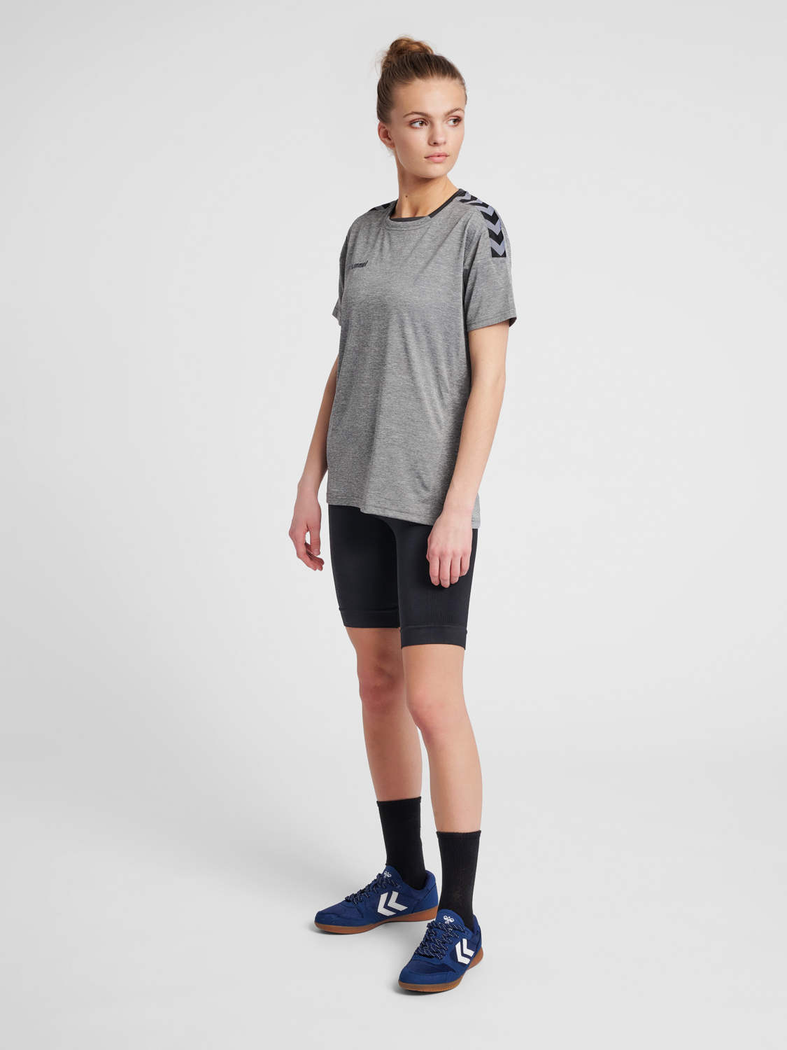 hmlAUTHENTIC POLY JERSEY WOMAN S/S