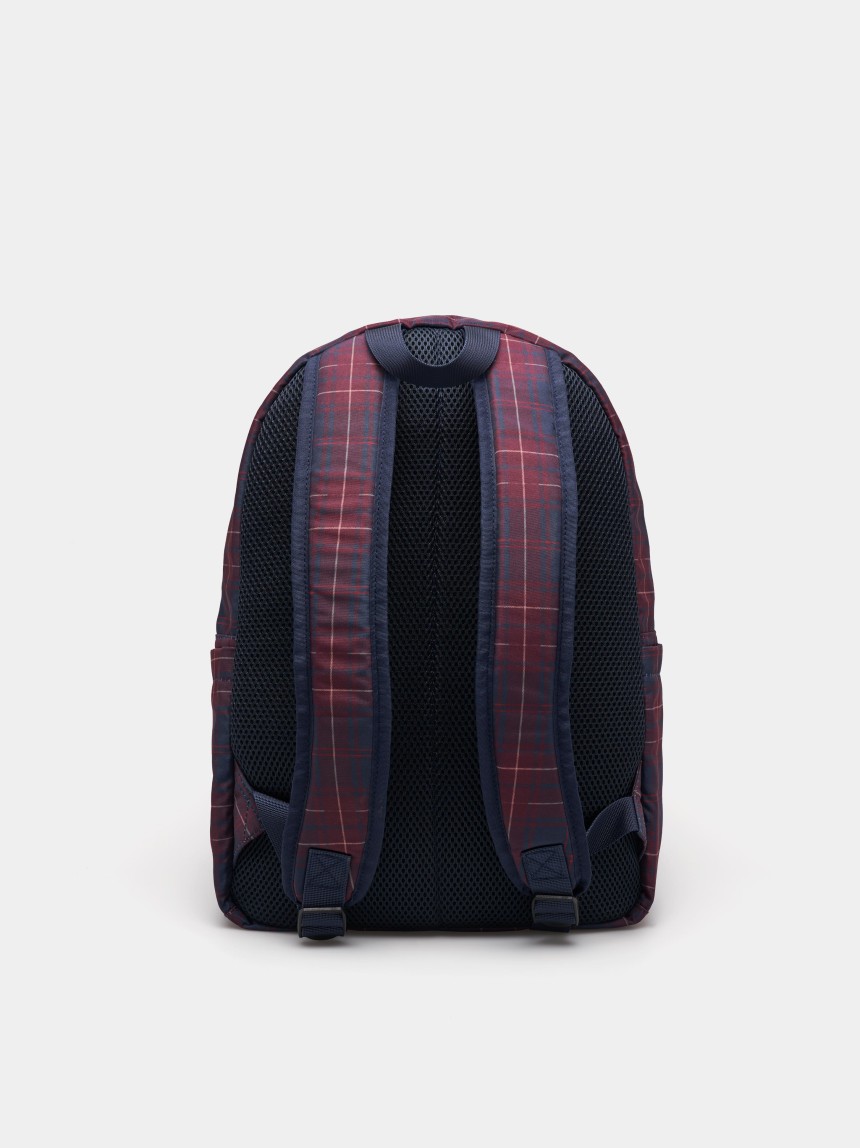 Mochila com estampado xadrez