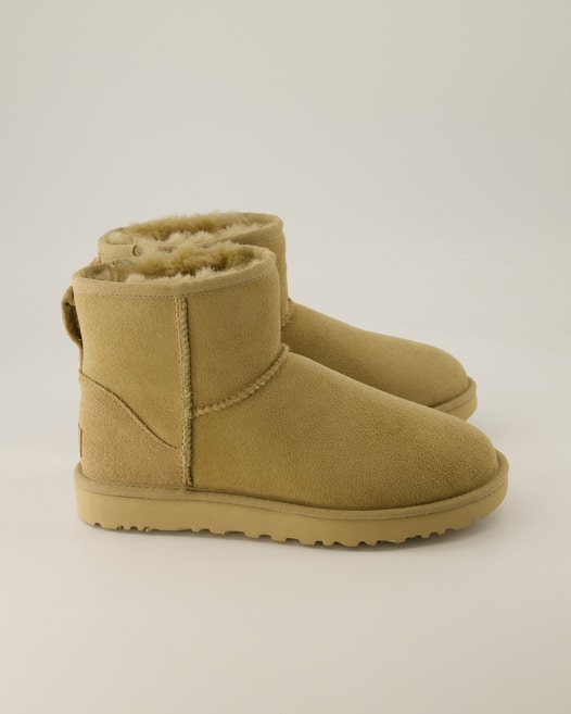 UGG Classic Mini II Winterschuhe in Beige