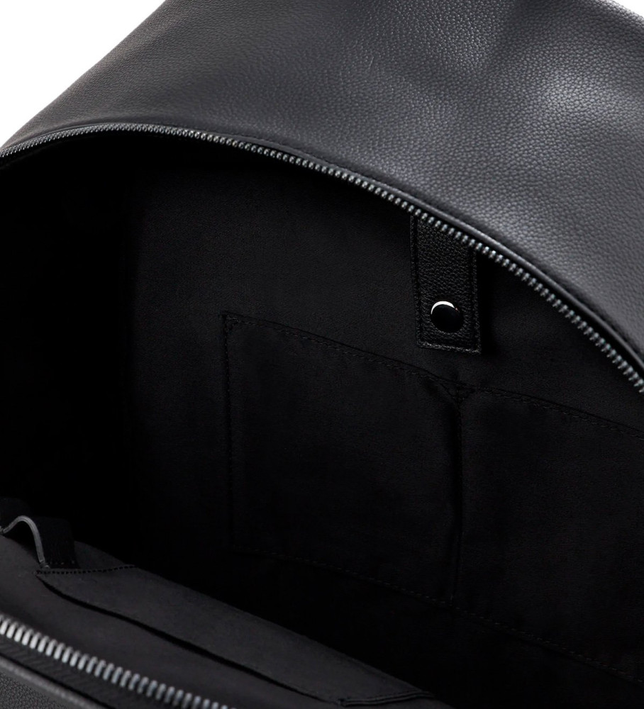 Mochila semirrígida Armani Exchange com bolso externo, preta