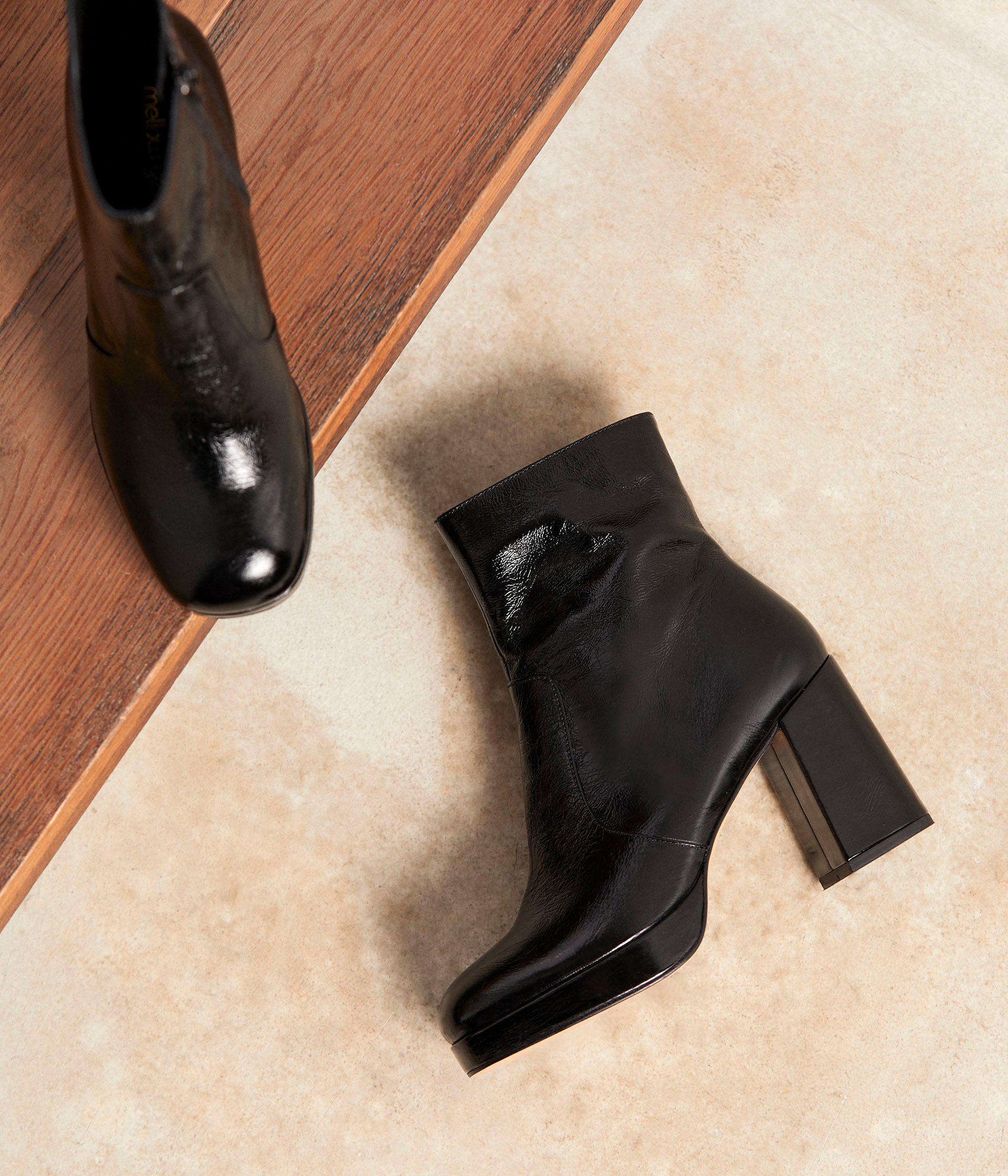 Boots noires vernies Alissa