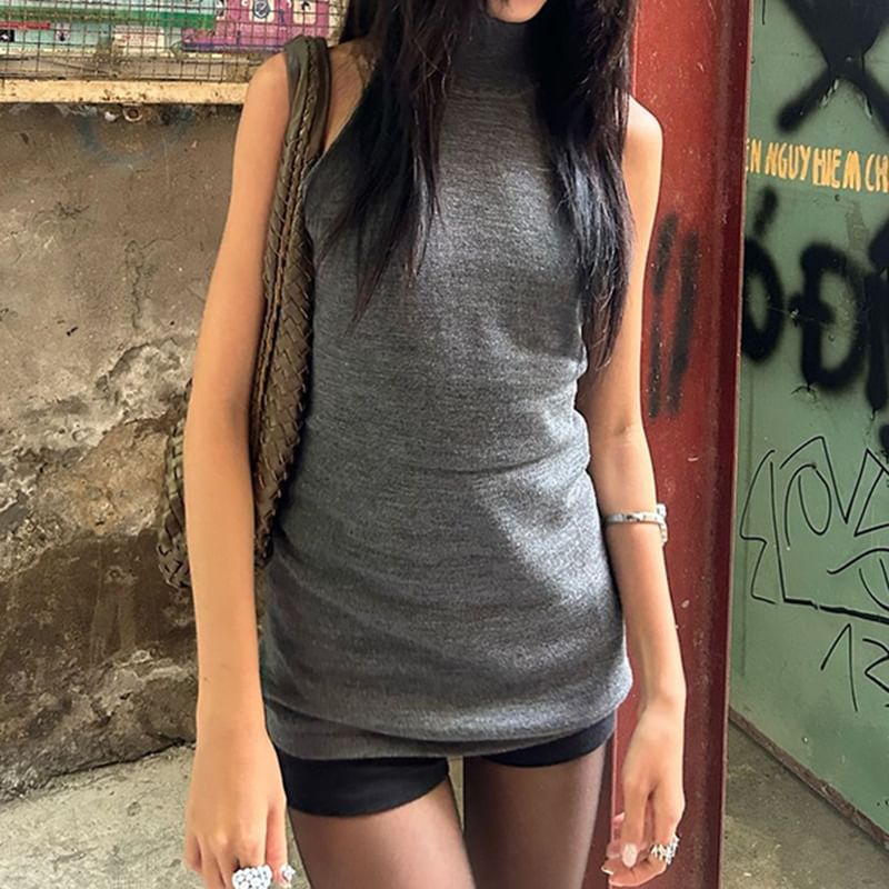 Honet - Opengewerkte, gebreide tanktop met rechte pasvorm en lage hals