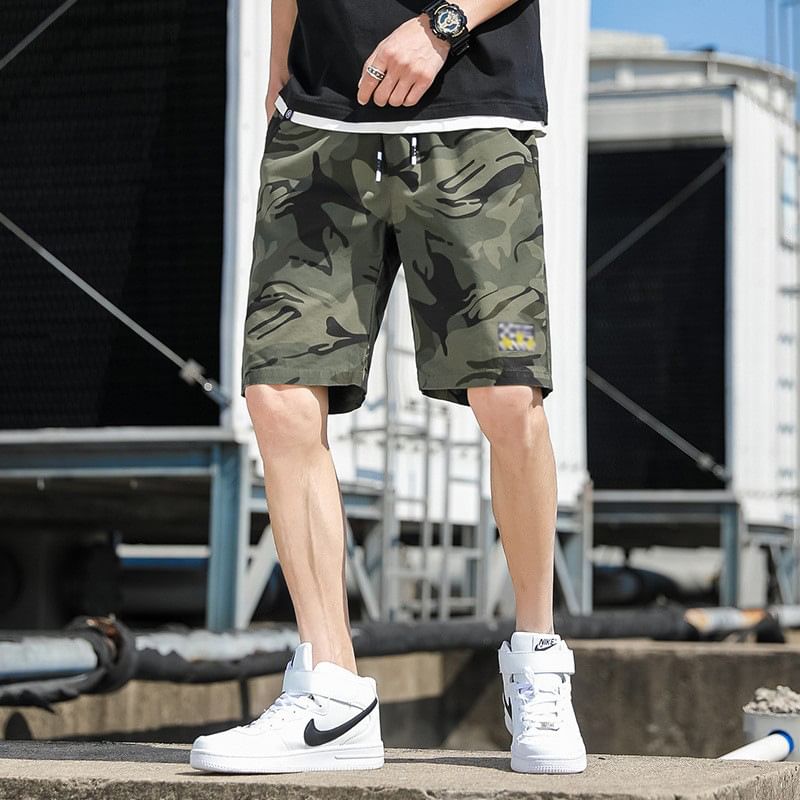 Besto - Shorts met trekkoord en camouflageprint