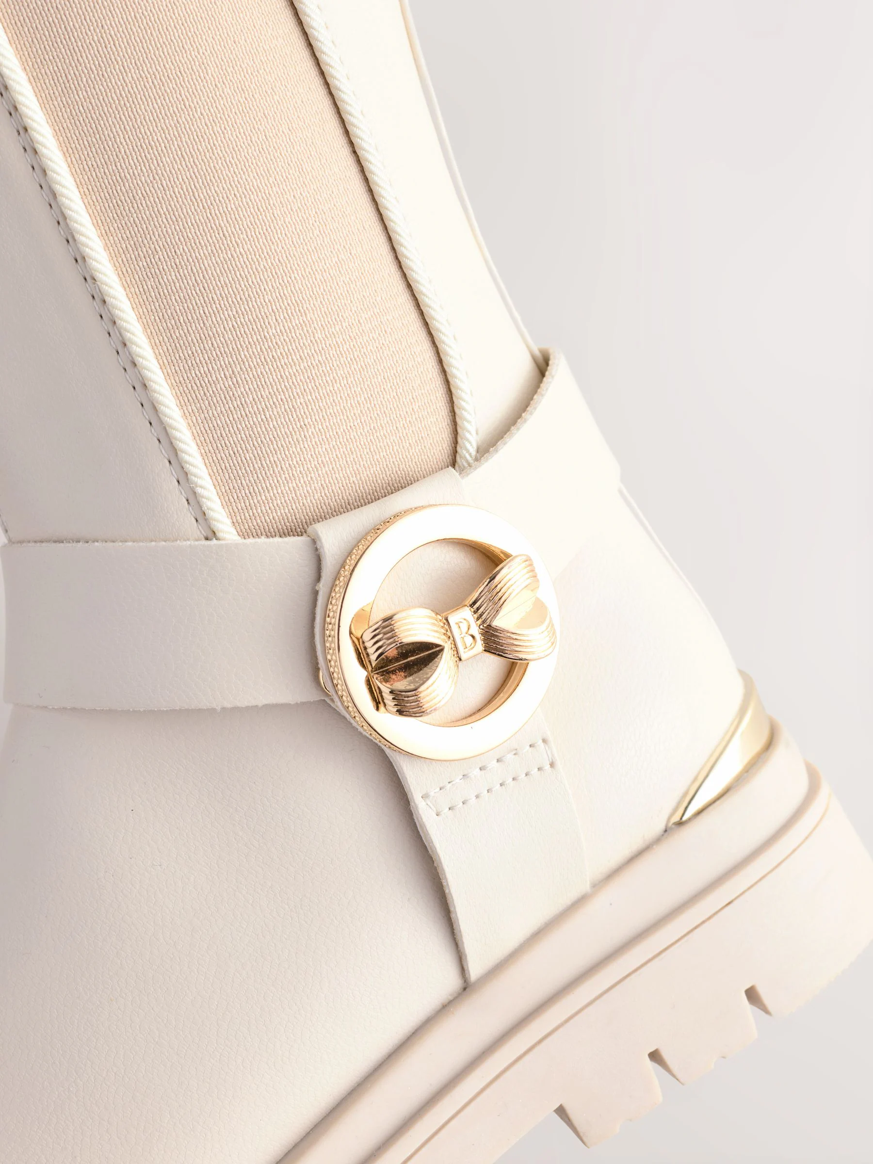 Gebroken wit - Baker by Ted Baker meisjes hoge kniehoge laarzen met strikbedel