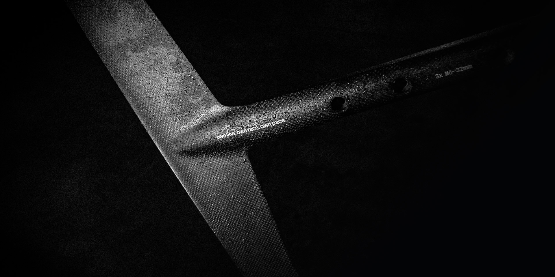 F.one MOMENTUM - Front wing - 516 cm²