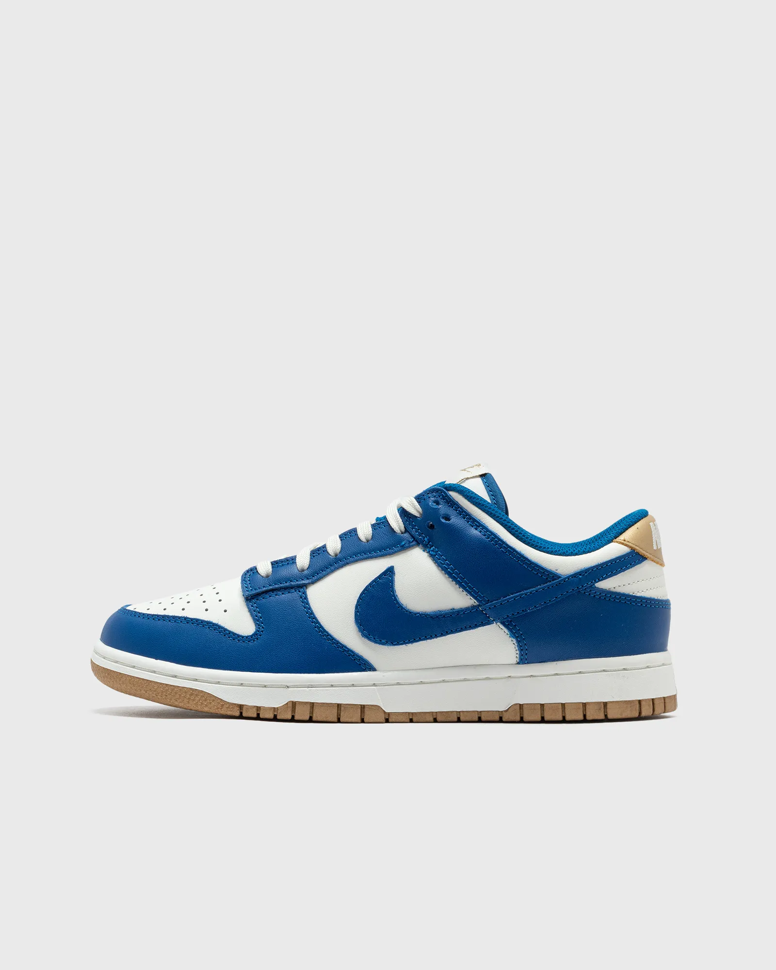 Nike WMNS DUNK LOW