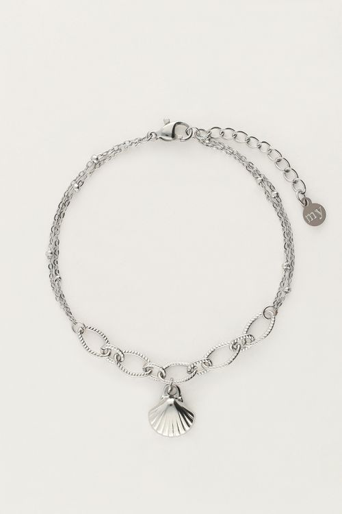 Minimalistische armband met grove schakels & schelpje