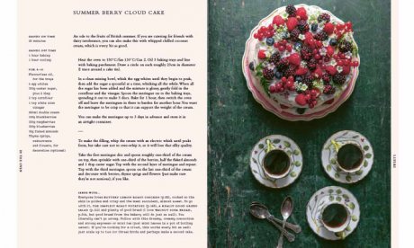 A Table for Friends: The Art of Cooking for Two or Twenty (Hardback)