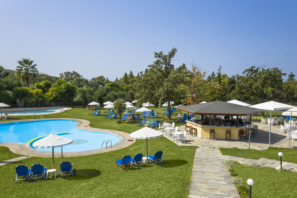 Fly & Go Century Resort Logies en ontbijt - Aparthotel
