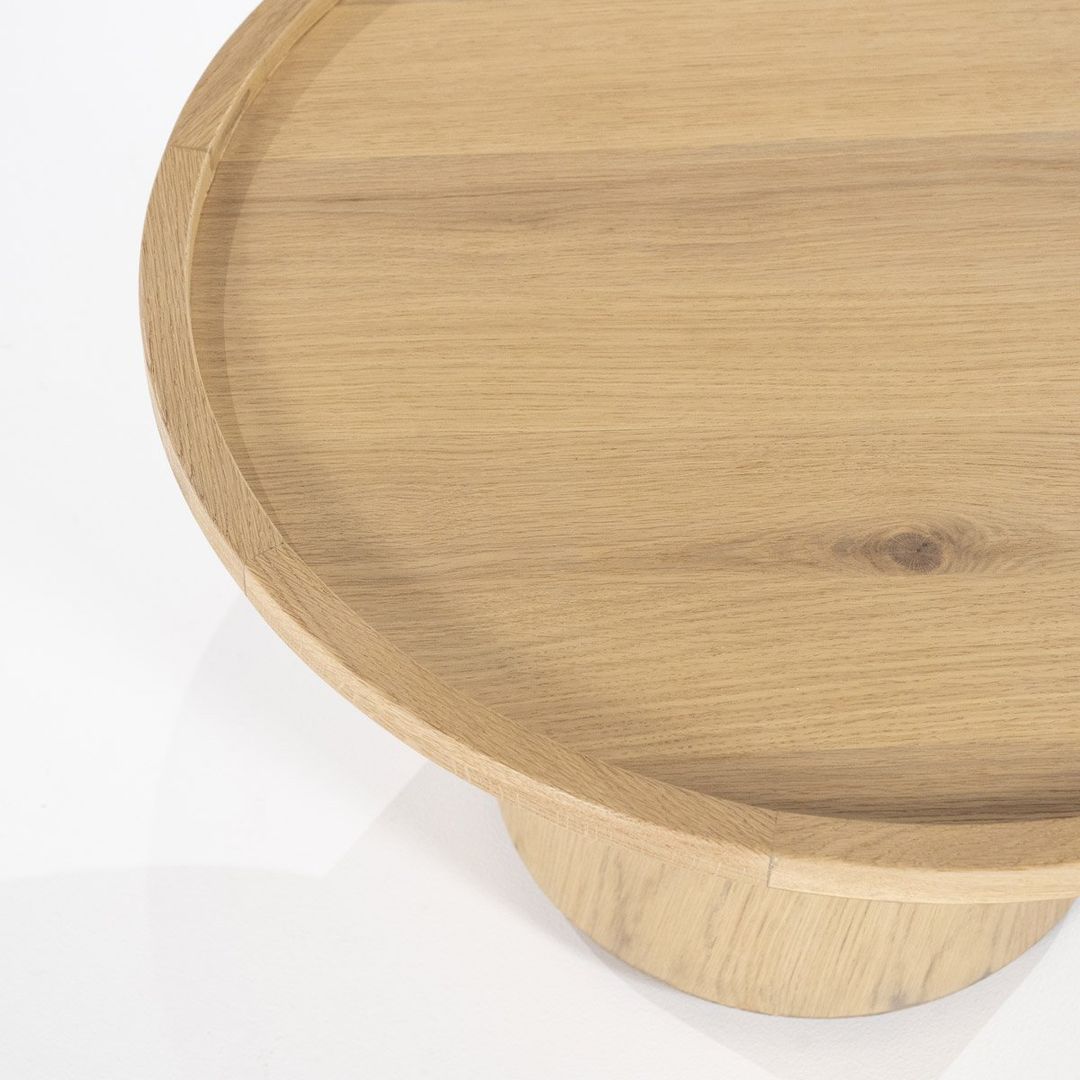 Eleonora   Leia Salontafel