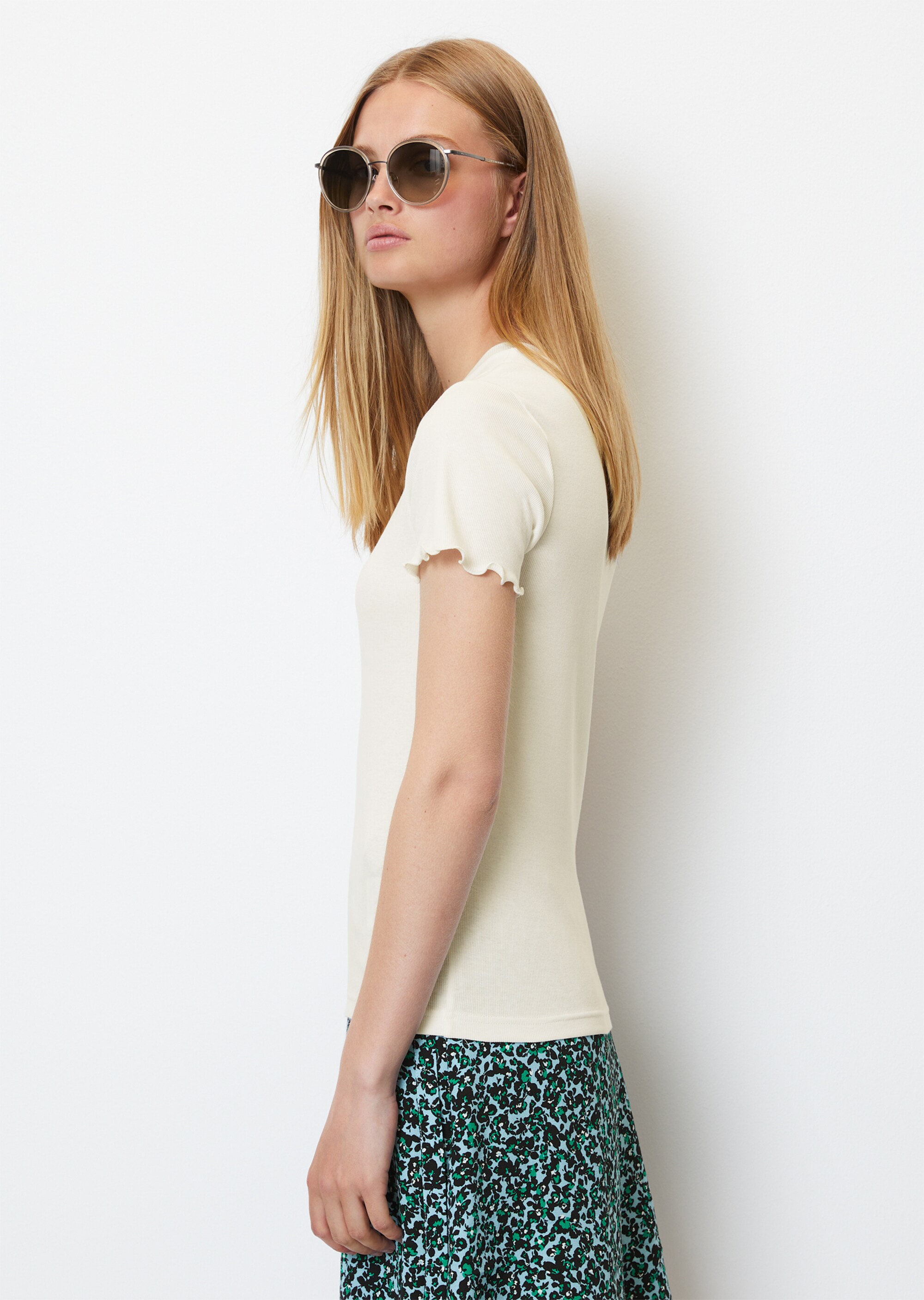 Ripp-T-Shirt mit gerüschtem Ärmelsaum aus Organic-Cotton-Stretch