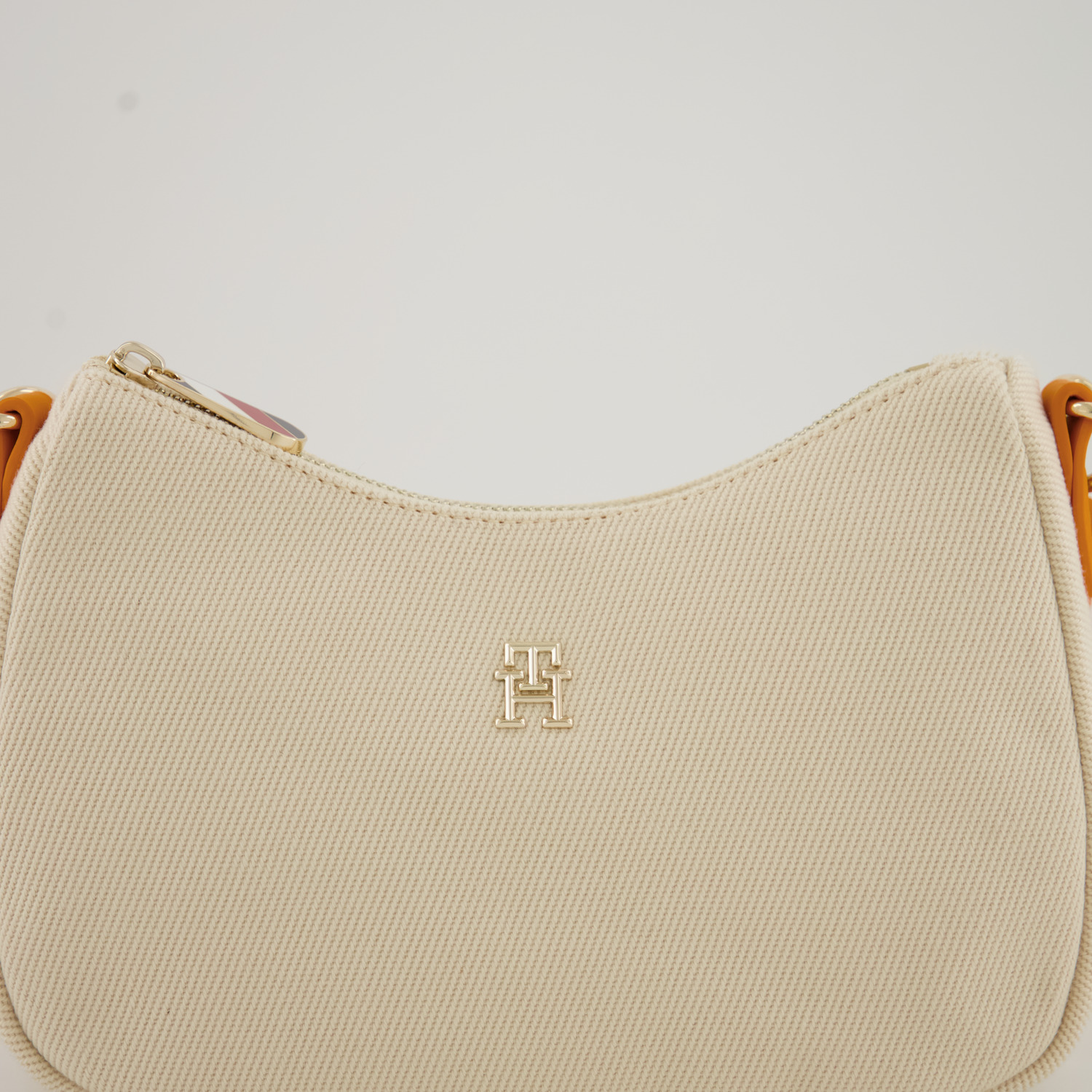 Tommy Hilfiger POPPY CANVAS SHOULDER BAG