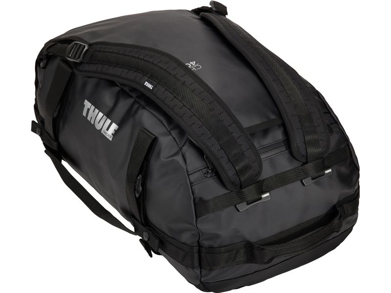 Thule Duffle Bag Chasm 40 l, Black Reisetasche und Rucksack in einem