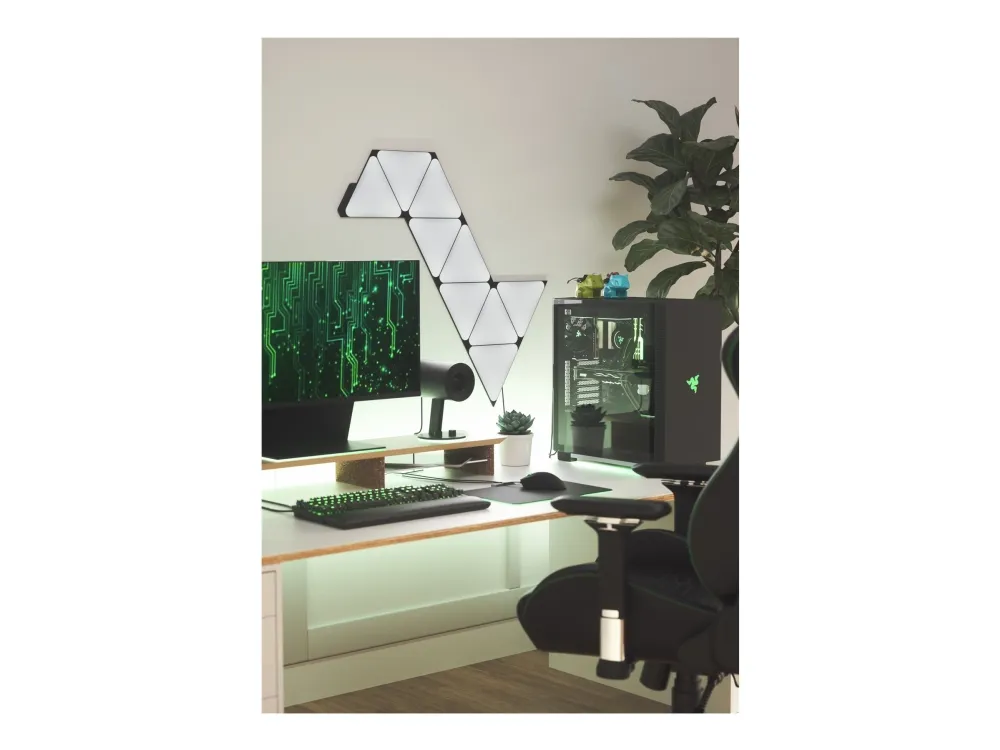 Nanoleaf Shapes Starter Kit - Lyspanelsæt - LED - 230 x 200 mm - 1.5 W - 16 millioner farver - 1200-6500 K - triangel - sort