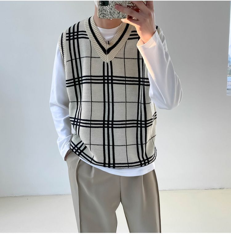 Remeefa - V-hals geruite trui met vest