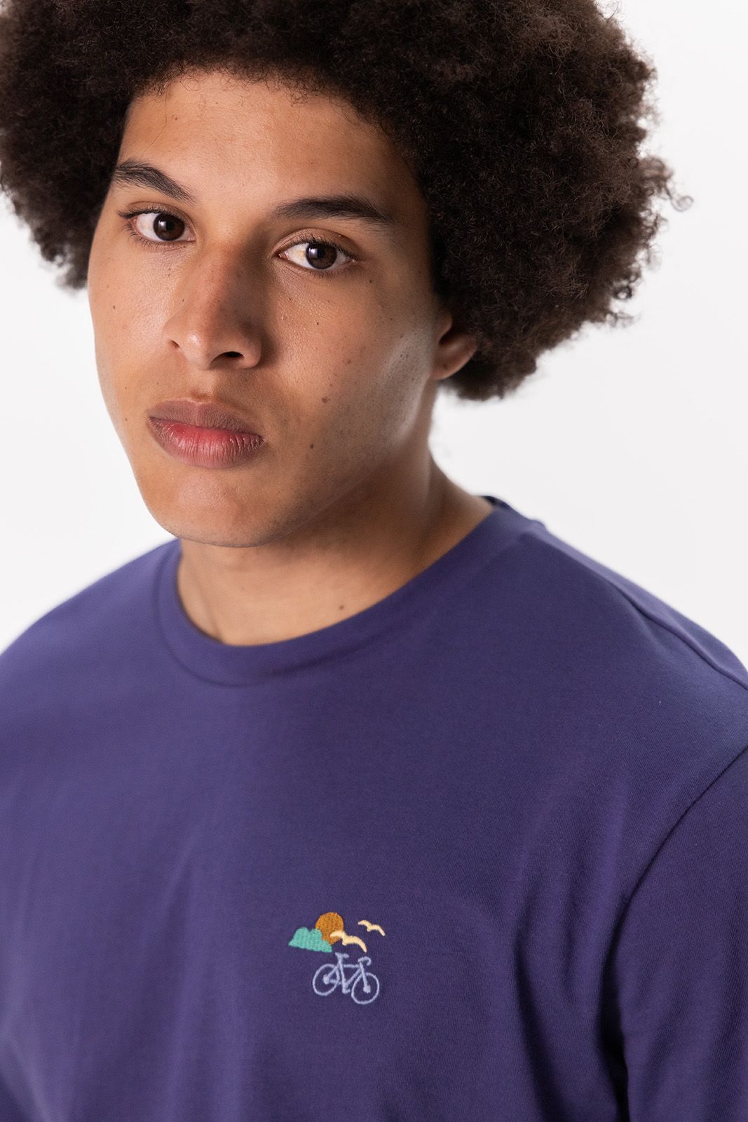 Donkerblauw T-shirt met artwork