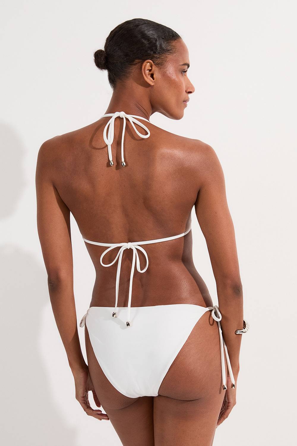KarenMillen Bas de Bikini à Liens Latéraux avec Détails Métalliques
