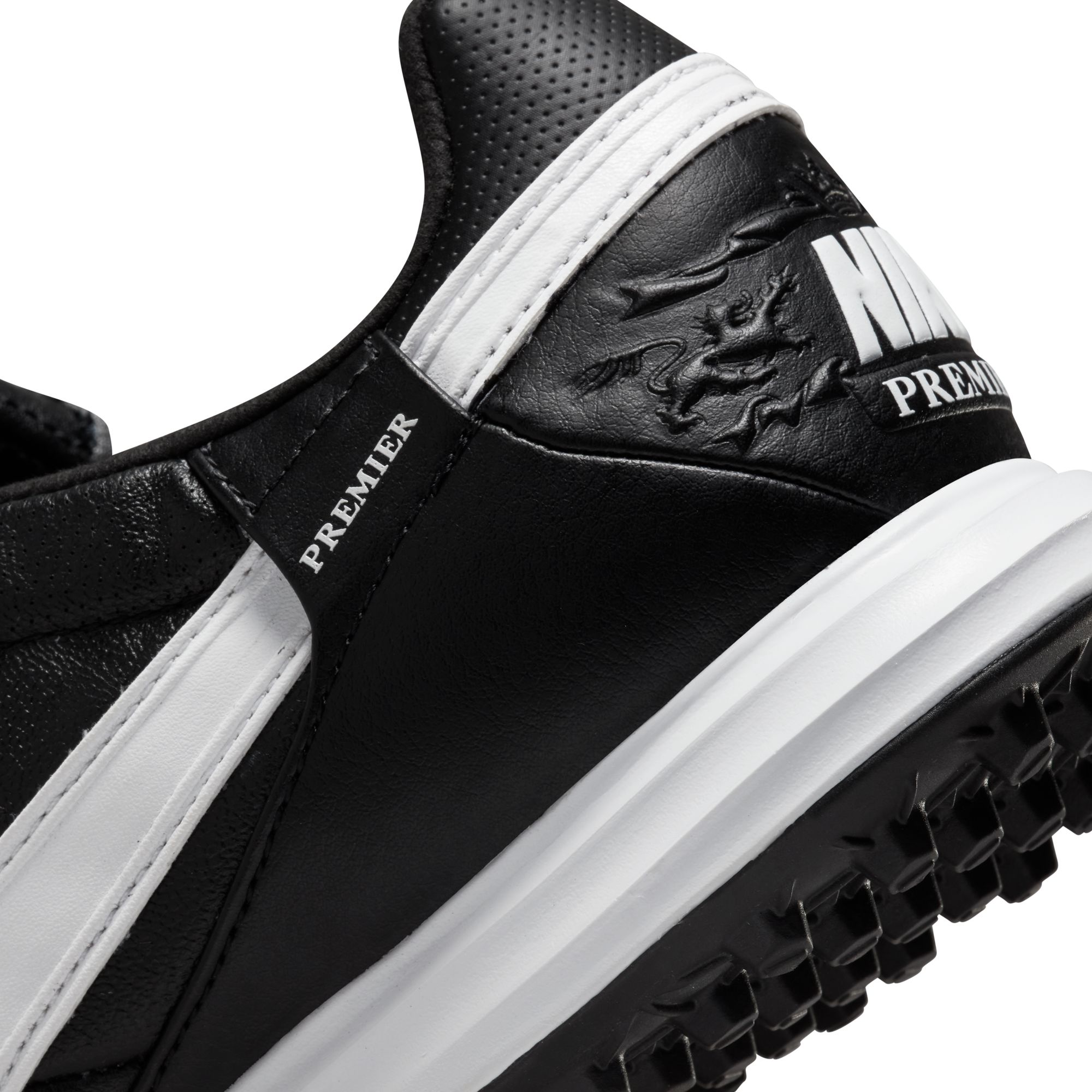 Premier 3 TF 010/Black/White