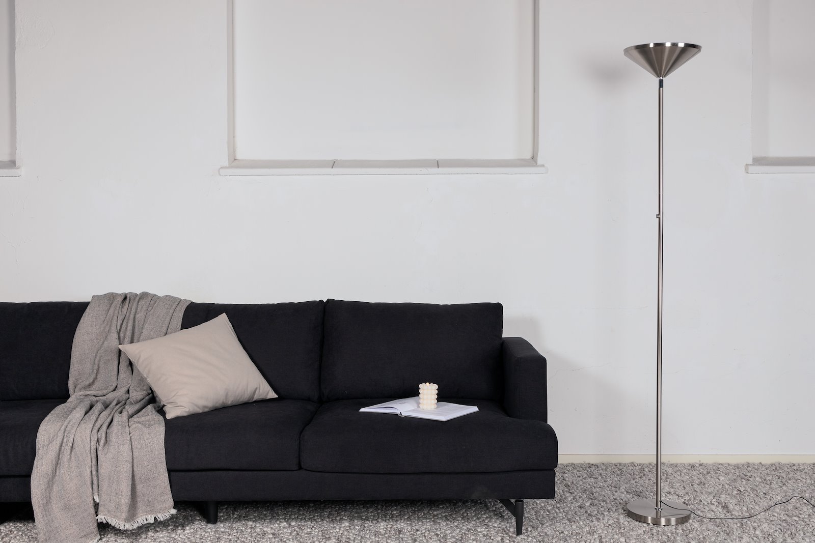 Corong gulvlampe Sølvfarget