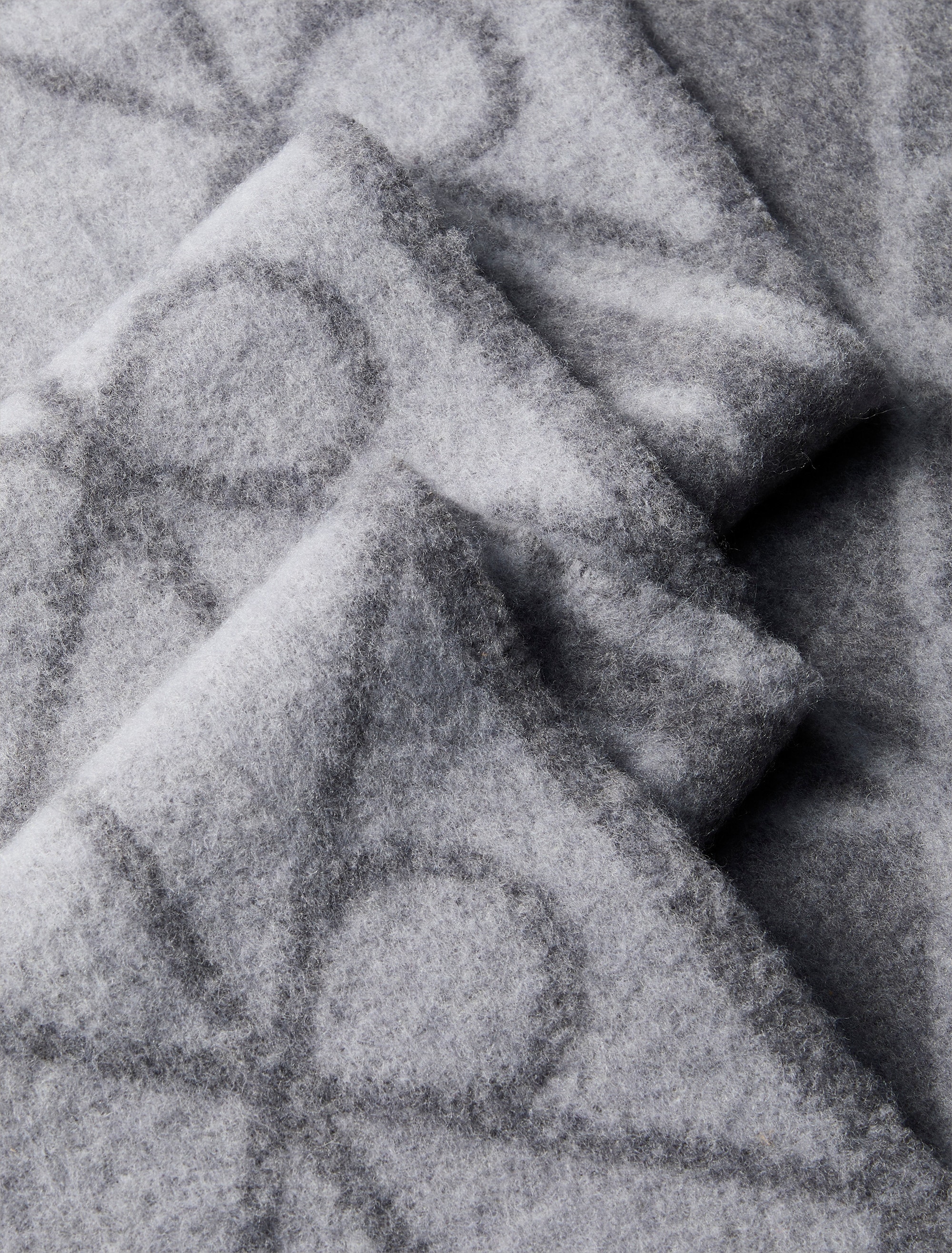Calvin Klein Modetuch »AOP BRUSHED HW SCARF«, Perfekt für den Alltag