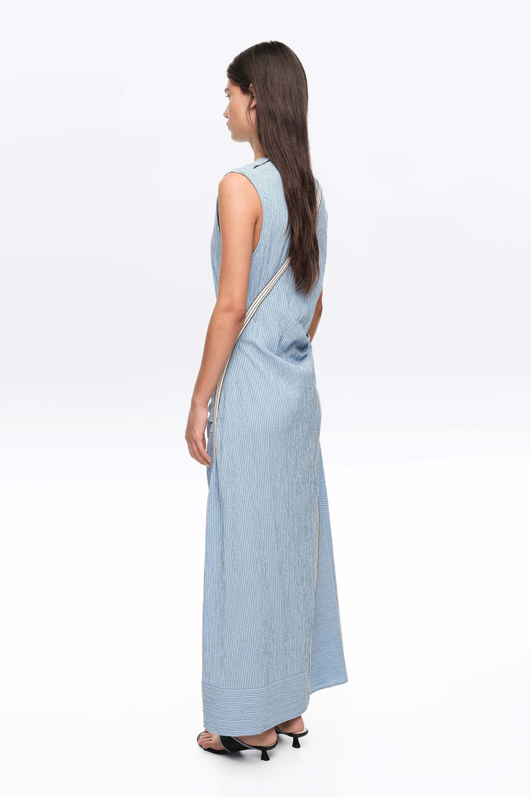 Vestido sem mangas com alça sobreposta listrada azul