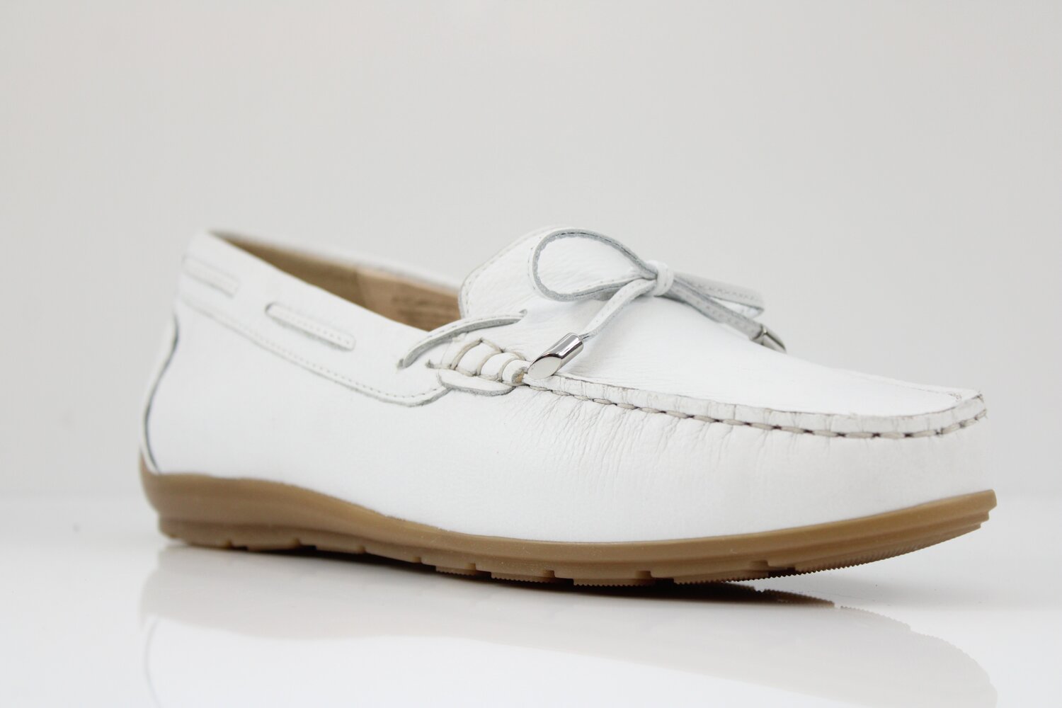 ara Slipper