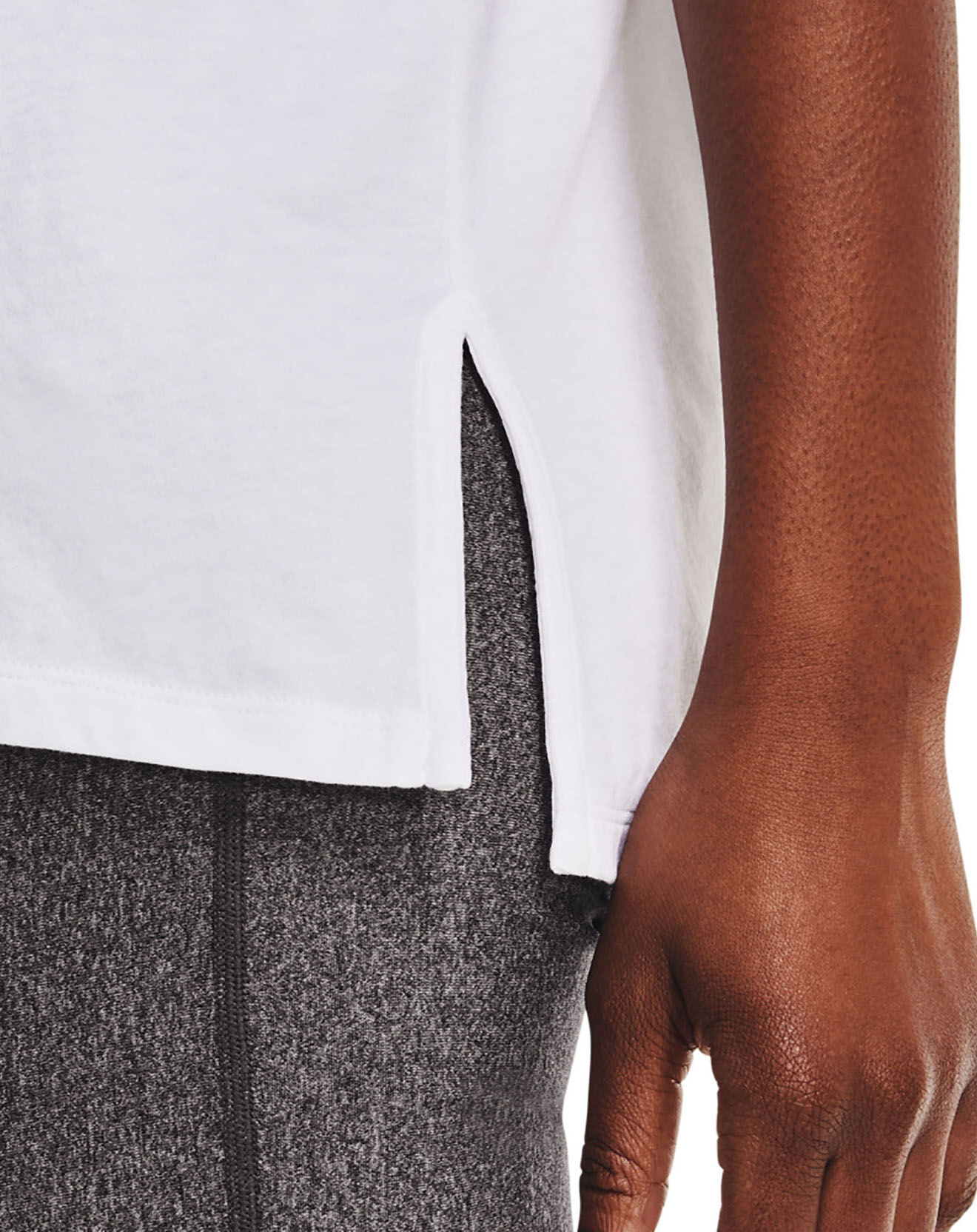 Under Armour T-Shirt Oversized Graphic blanc