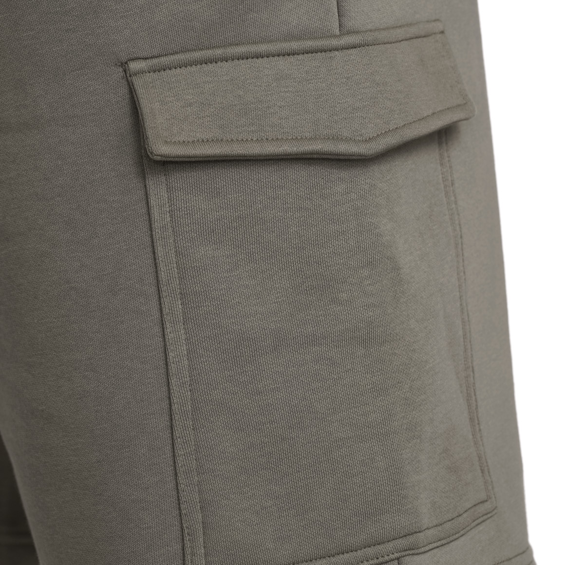 VanVaan Herren Sweatshorts in Unifarben oliv