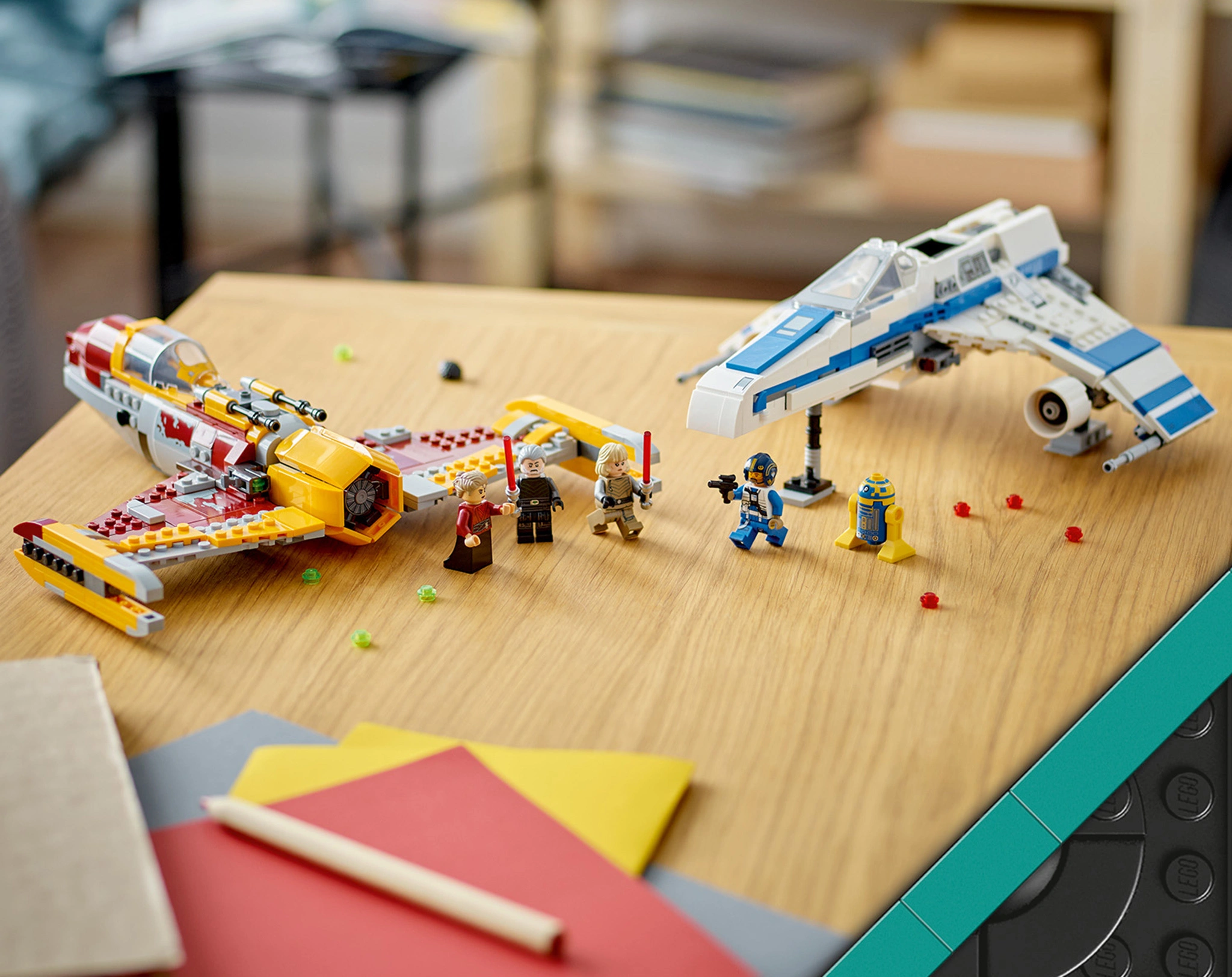 LEGO® Star Wars™ 75364 New Republic E-Wing™ vs. Shin Hatis Starfighter™