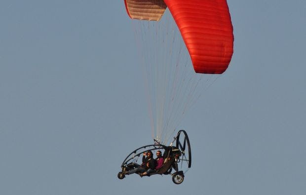 Motorgleitschirm-Rundflug ab Hörsten als Geschenk