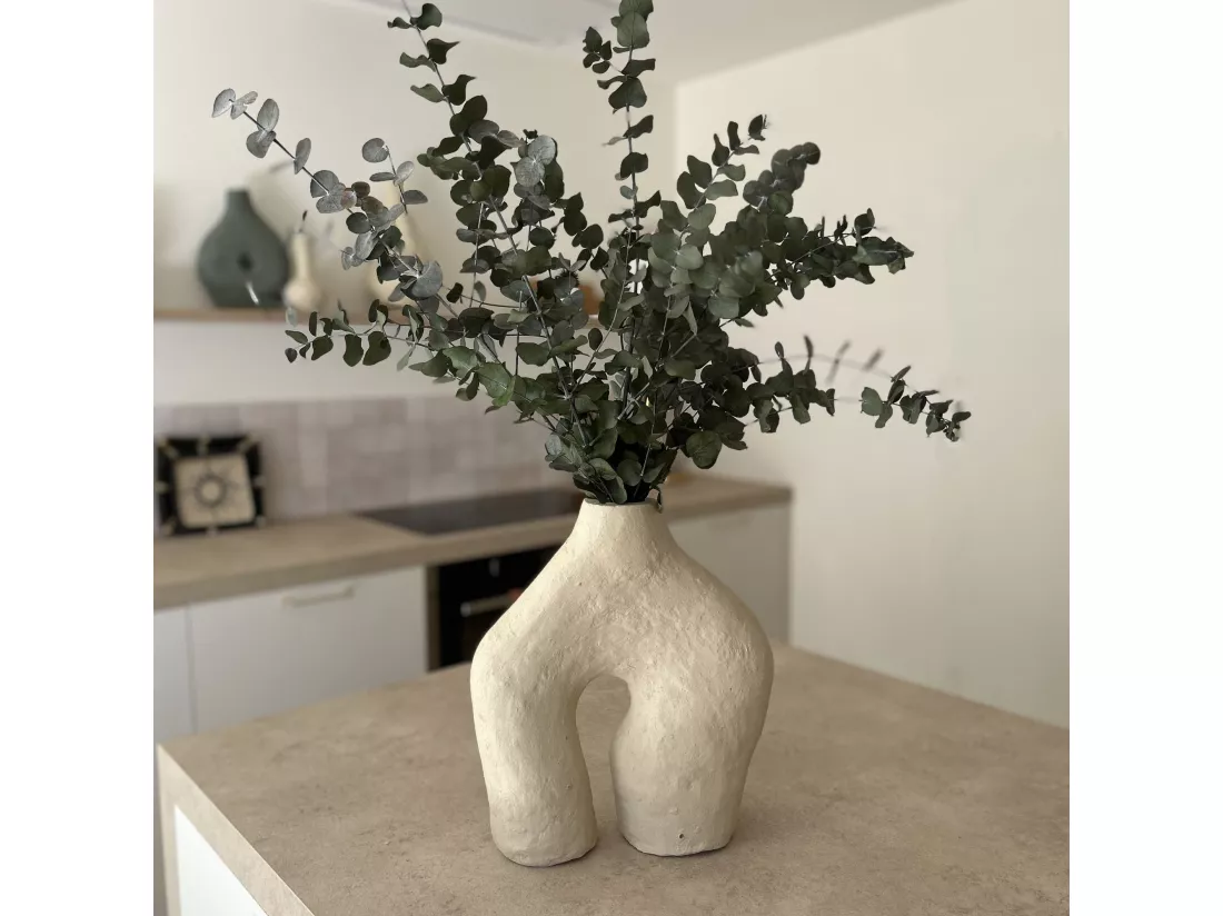 Now's Home - Vase Decoratif En Papier Mache Sable Fait Main 35x10x37cm Zagora