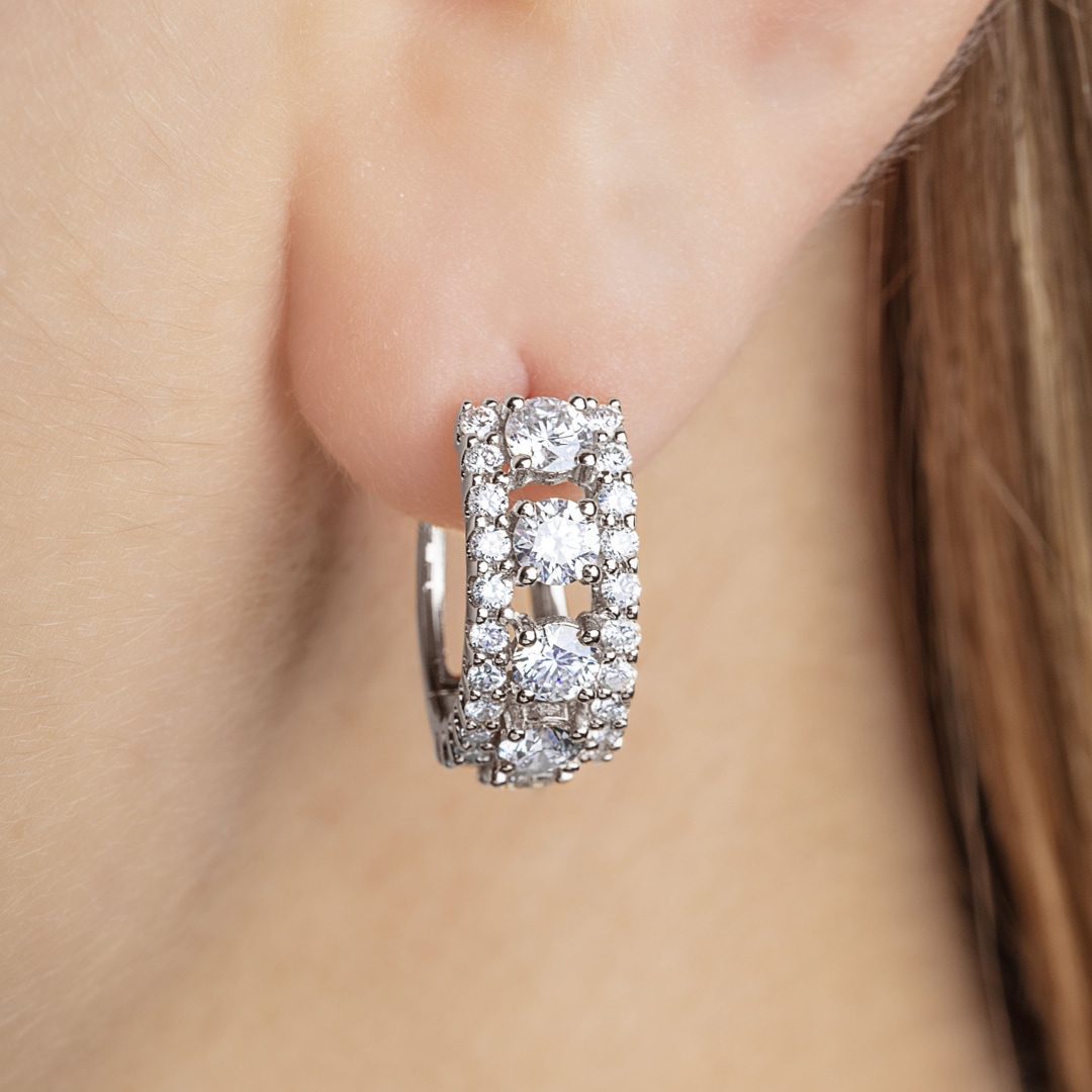 2.02 Karat Diamant-Kreolen 750/18 K Weissgold Ø 16mm