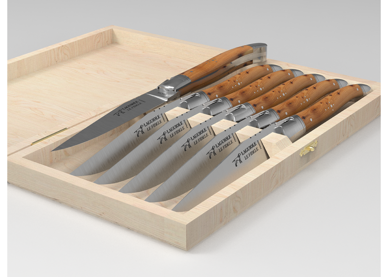 Service de 6 couteaux Laguiole avec un manche en bois de genévrier et mitres en acier inoxydable