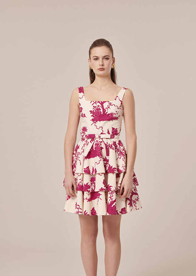 Robe Romanneécrue à motif fleuri bordeaux