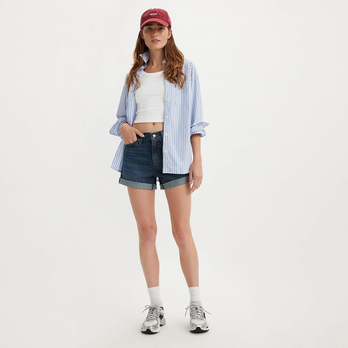 LEVI'S<br>Mãe dos anos 80 com barra dobrada