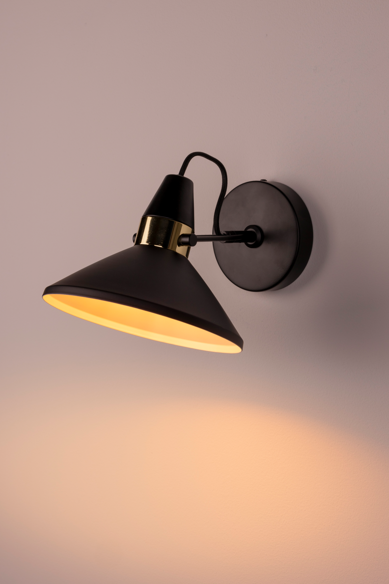 Wandlamp JONA
