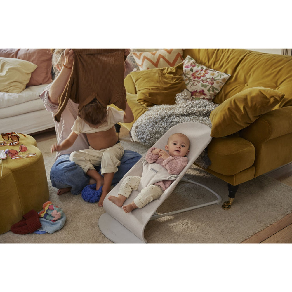 Køb BabyBjörn Light Beige Skråstol Bliss - Vævet Mélange