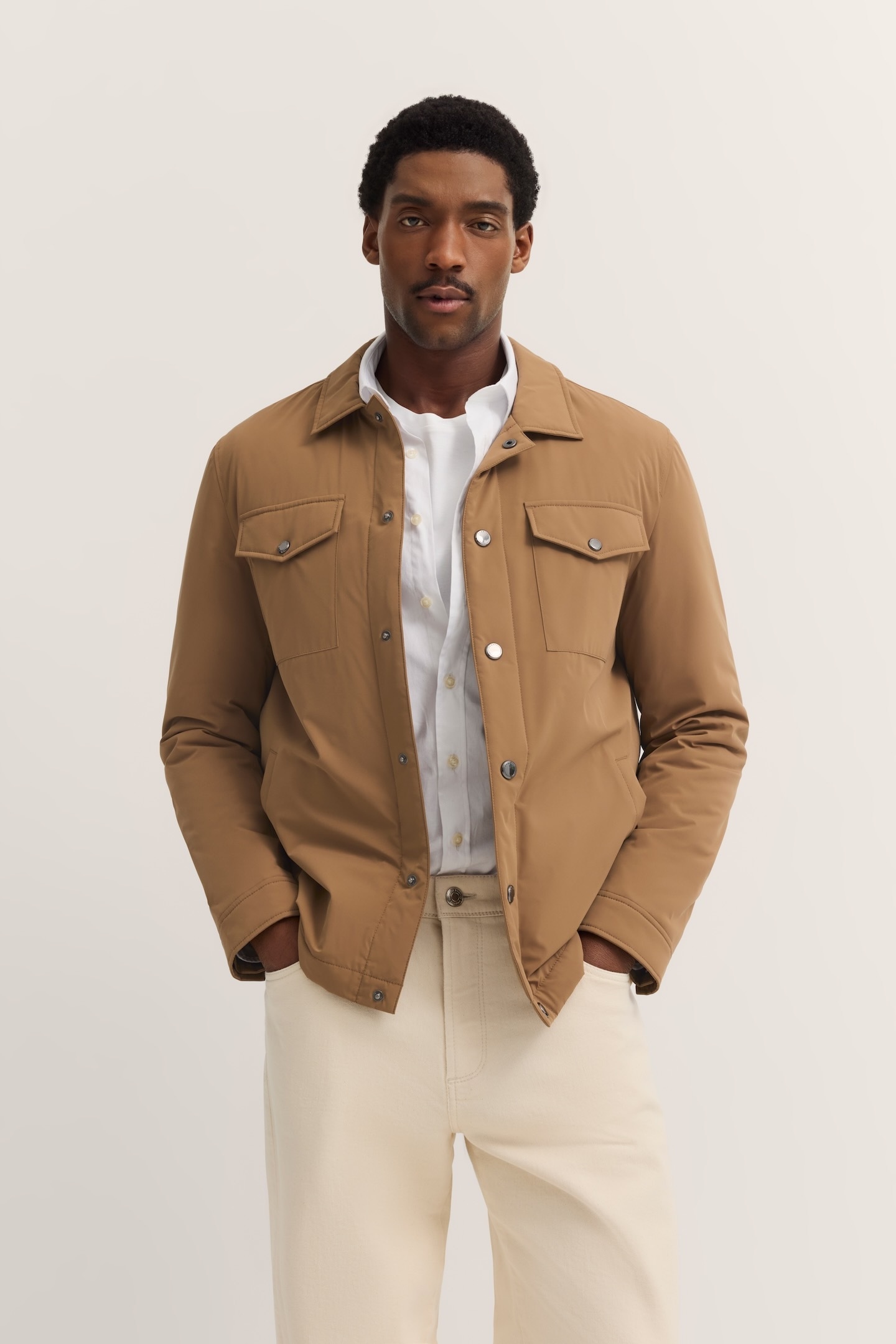 bugatti Kurzjacke »Regular Fit« mit Flexcity Stretch & Druckknöpfen
