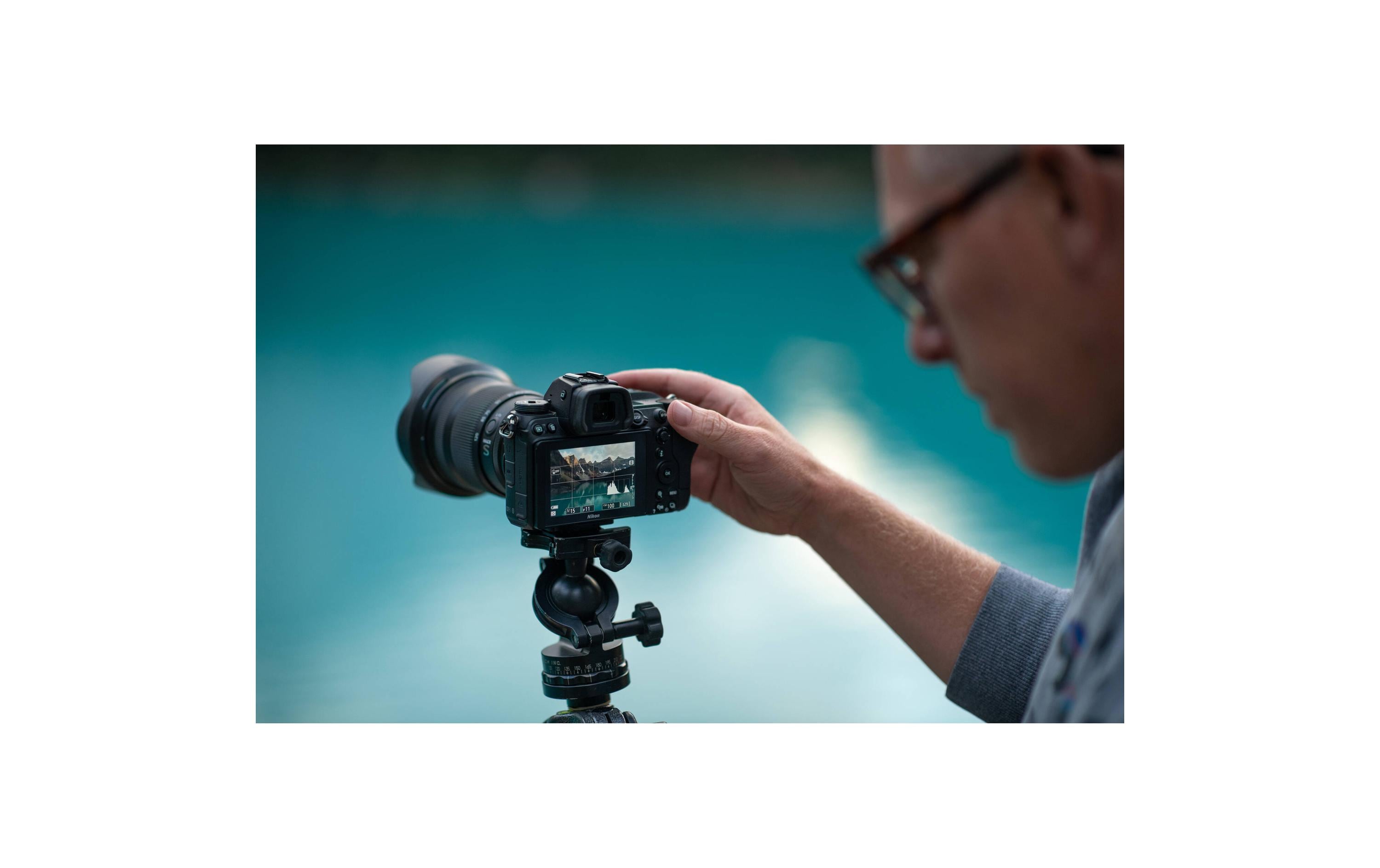 Zoomobjektiv NIKKOR Z 24-120mm F/4 S Nikon Z<br>Äusserst vielseitiges Weitwinkel-Tele-Zoomobjektiv