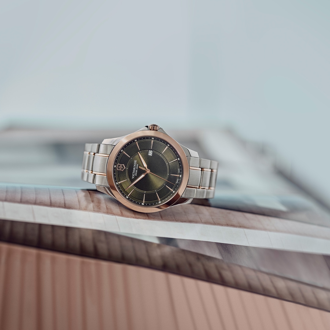 Victorinox Swiss Army Alliance 40