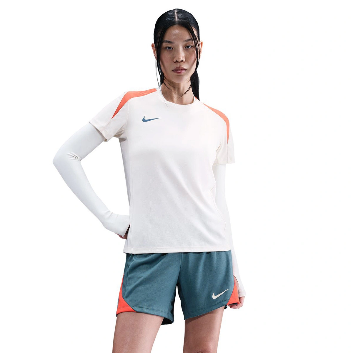Calções Nike Strike Mulher