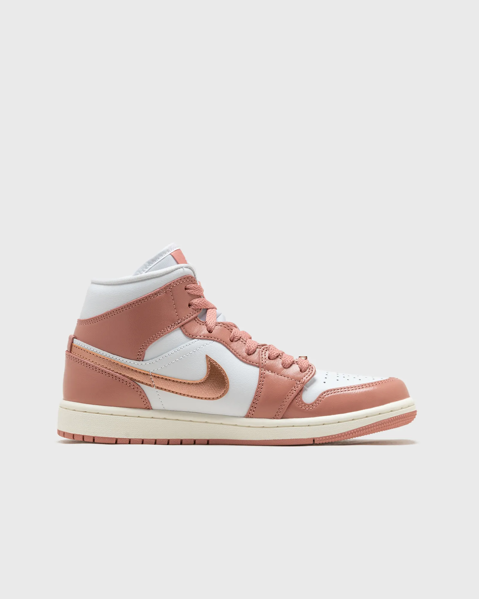 Jordan Wmns Air Jordan 1 Mid SE “Red Stardust”