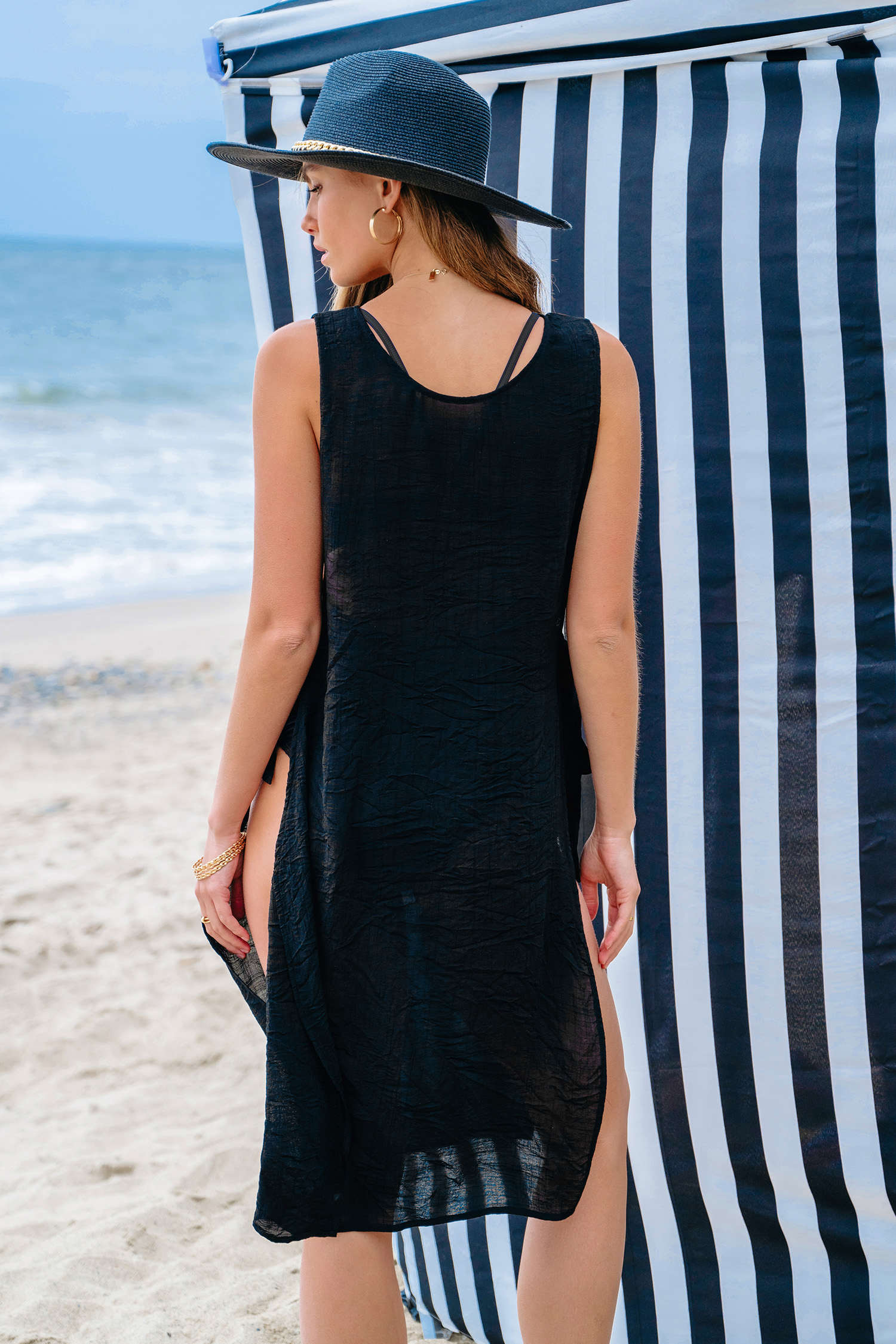 Robe cover up mini sans manches à col rond noire