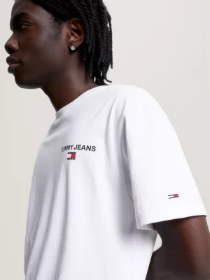 Camiseta clássica com logo nas costas