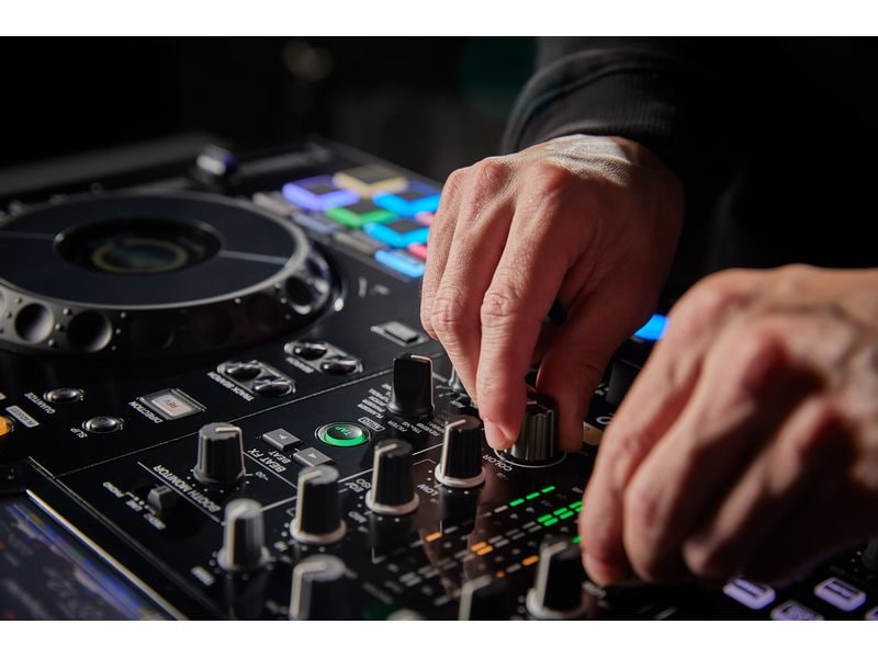 Pioneer DJ-Controller XDJ-RX3 2-Kanal All-in-One Performance DJ System